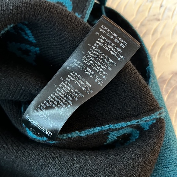 Balenciaga Wool Cardigan V Neck - Picture 7 of 7